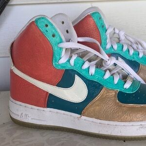 Nike Multicolor High-Top Athletic Shoes